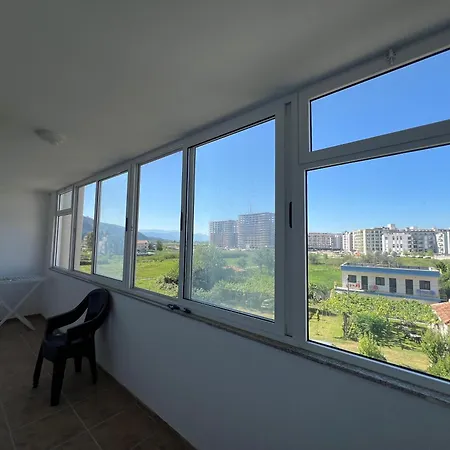 Besniku Apartman *
